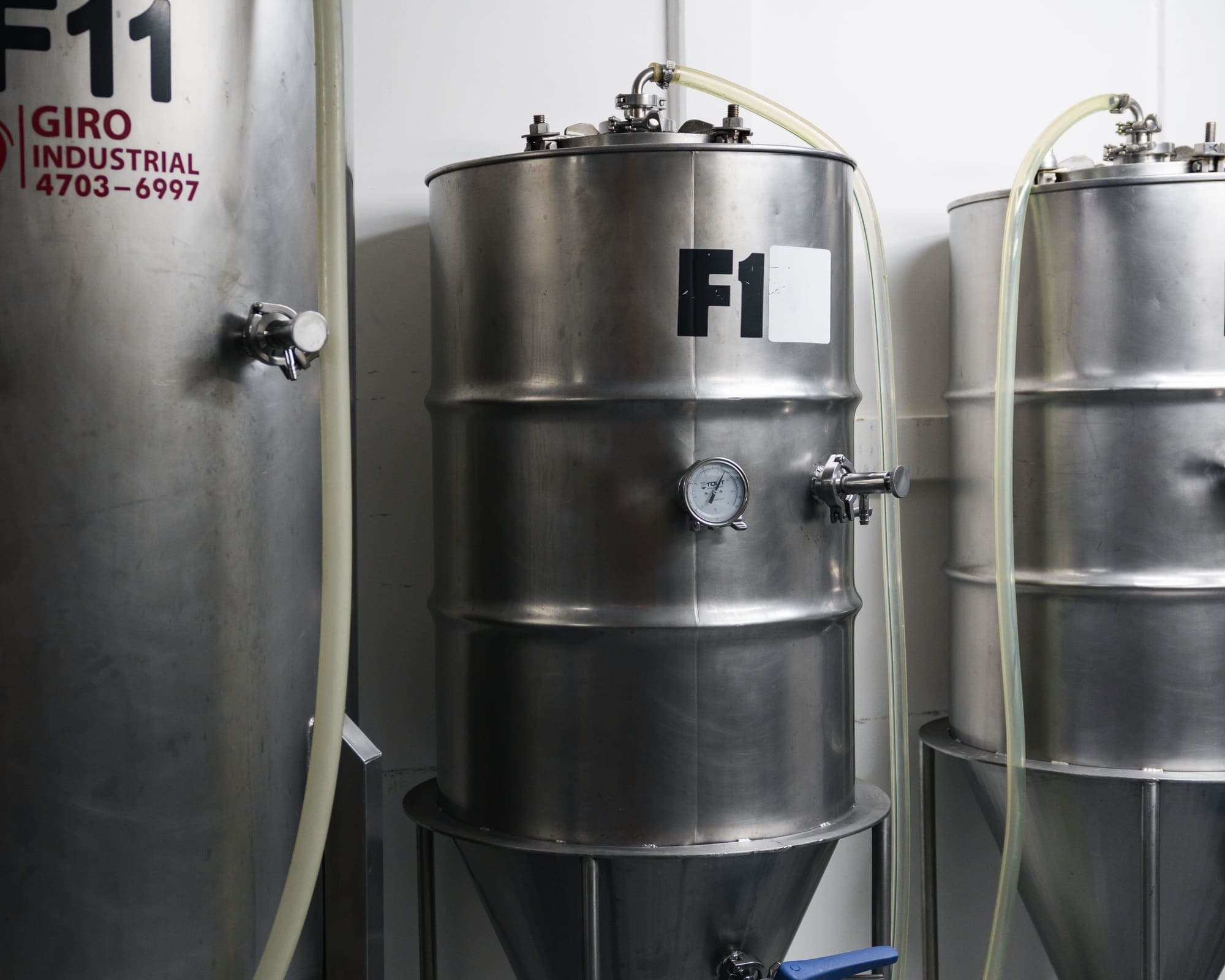 Fermenter F1 with its thermometer